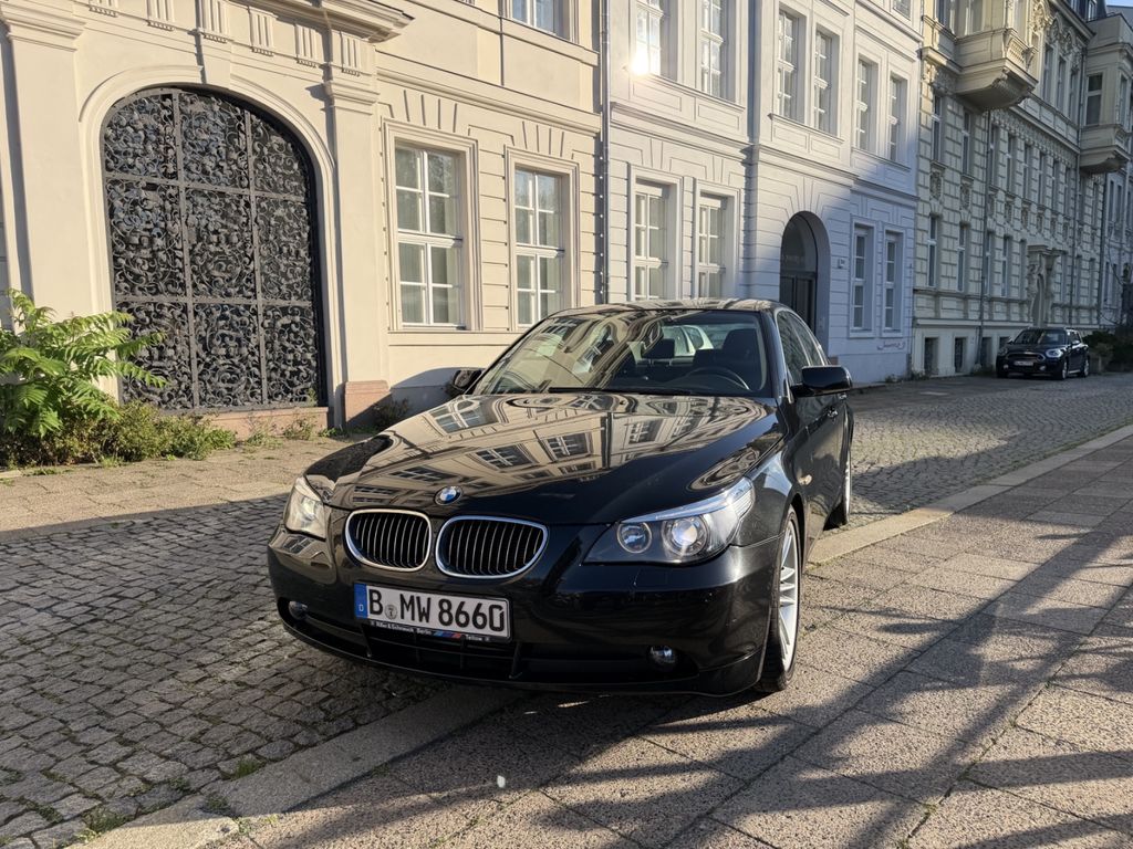Bild des Angebotes BMW 523i Saloon Automatic TÜV 05/2028