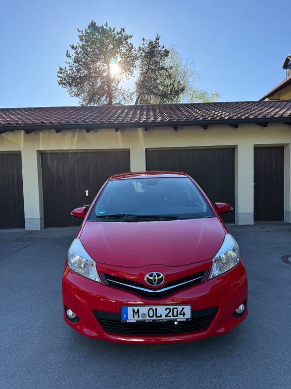 Bild des Angebotes Toyota Yaris 1,0-l-Dual-VVT-i Cool Cool, HU NEU!