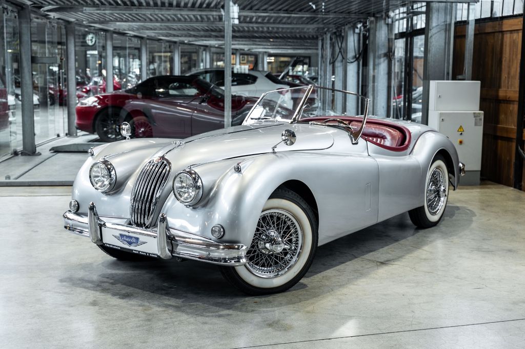 Bild des Angebotes Jaguar X140 SE-C OTS | Top Zustand | Classic Data 2