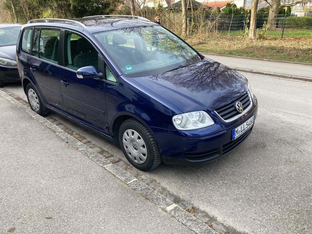 Bild des Angebotes Volkswagen Touran 2.0 FSI Trendline Trendline Klima TÜV