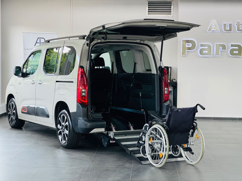 Bild des Angebotes Citroën Berlingo 1.2 Shine M Behindertengerecht-Rampe