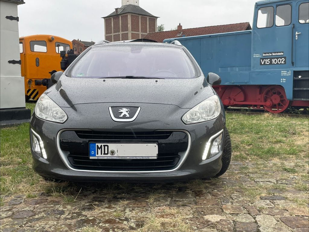 Bild des Angebotes Peugeot 308 SW Style 120 VTI