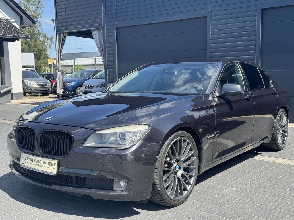Bild des Angebotes BMW 740 i Automatik+Navi+RFK+SH+Kima+Tempomat+