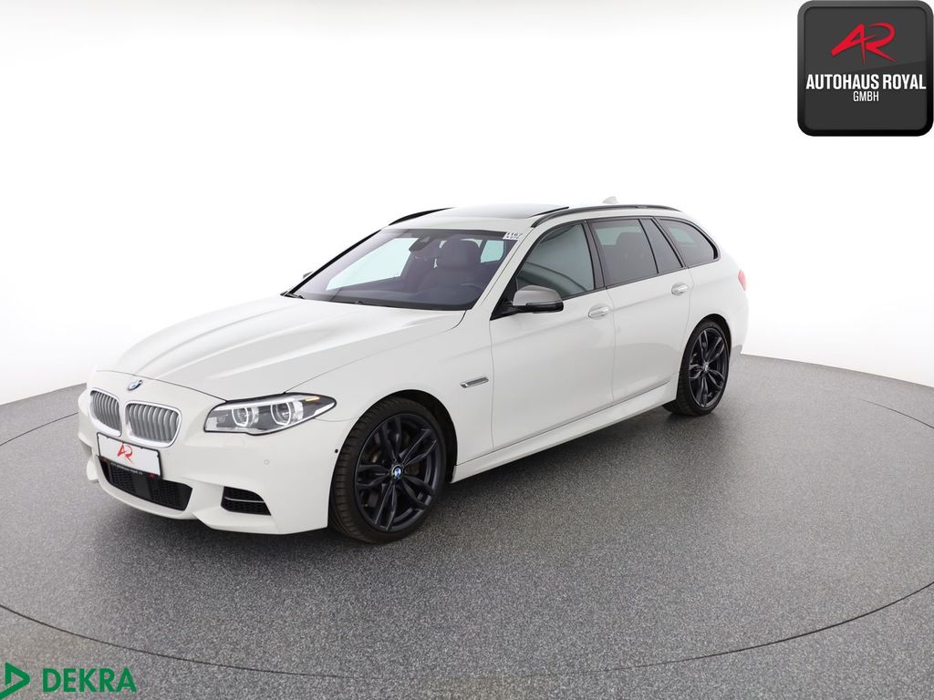 Bild des Angebotes BMW M550 d T xDrive FOND-TV,SOFTCLOSE,360°,MEMORY