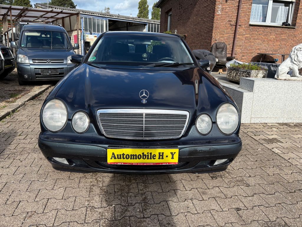 Mercedes-Benz E 200