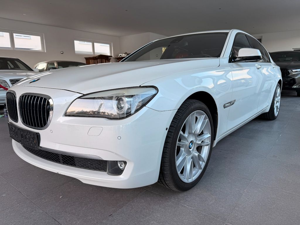 Bild des Angebotes BMW 750i xDrive INDIVIDUAL SONDERBESTELLUNG/ VOLL