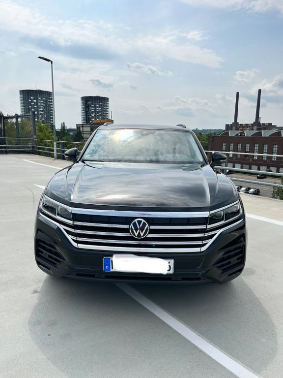 Volkswagen Touareg 3.0TDI 4MOTION, AHK, Kamera, LED