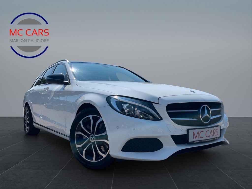 Bild des Angebotes Mercedes-Benz C 300/Panorama-Dach/Avantgarde/AHK
