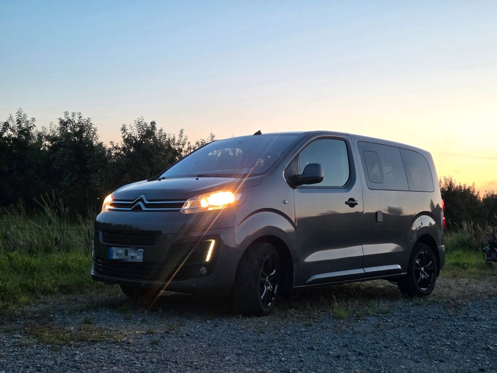 Bild des Angebotes Citroën SpaceTourer 2,0 BlueHDi 150 L1 8 Sitzer 220V AHK