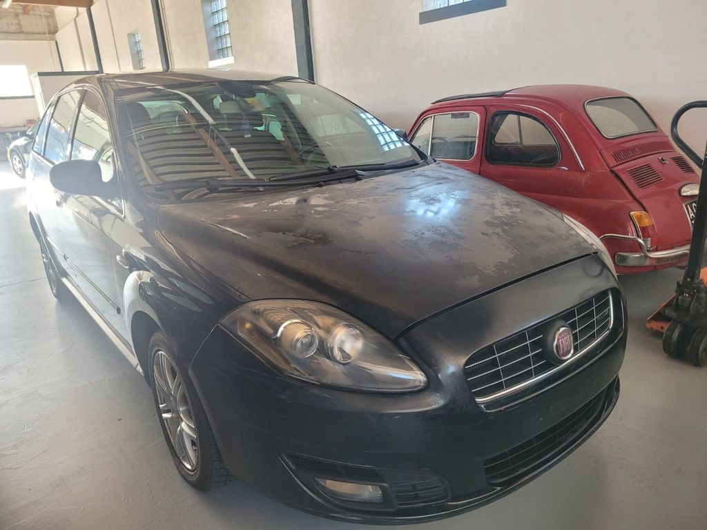 Fiat Croma 1.9 16V Multijet Dynamic