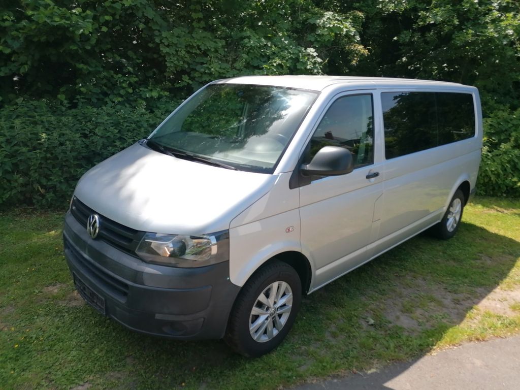 Bild des Angebotes Volkswagen T5.1 TDI TRANSPORTER CARAVELLE LANG 9 Sitze PDC