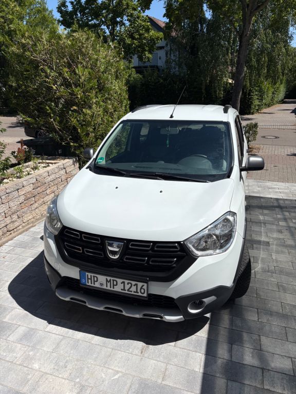 Bild des Angebotes Dacia Lodgy dCi 110 Stepway Stepway