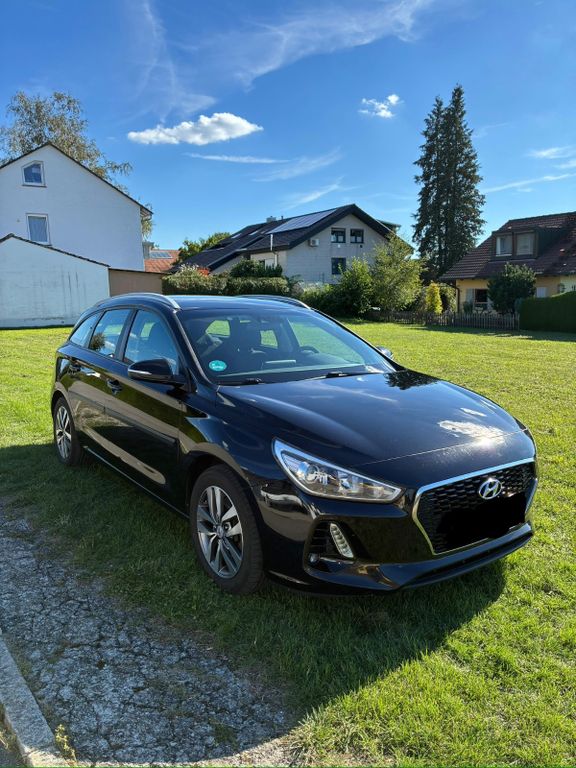 Bild des Angebotes Hyundai i30 1.6 CRDi 81kW Trend DCT Trend