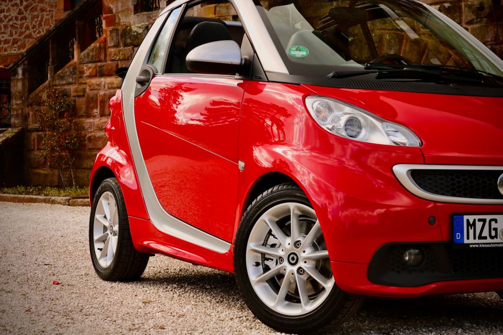 Bild des Angebotes Smart ForTwo cabrio 0.8 cdi passion,vieles neu,CarPlay