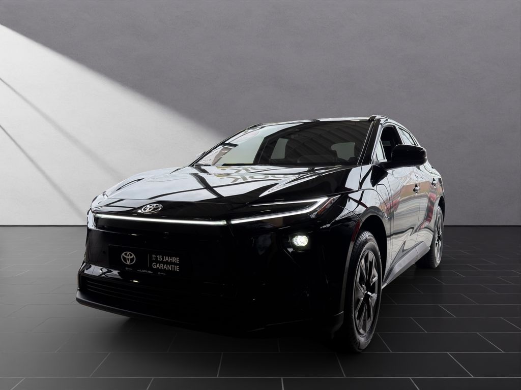 Bild des Angebotes Toyota bZ4X FWD Teamplayer*CARPLAY*TOTW*360°*