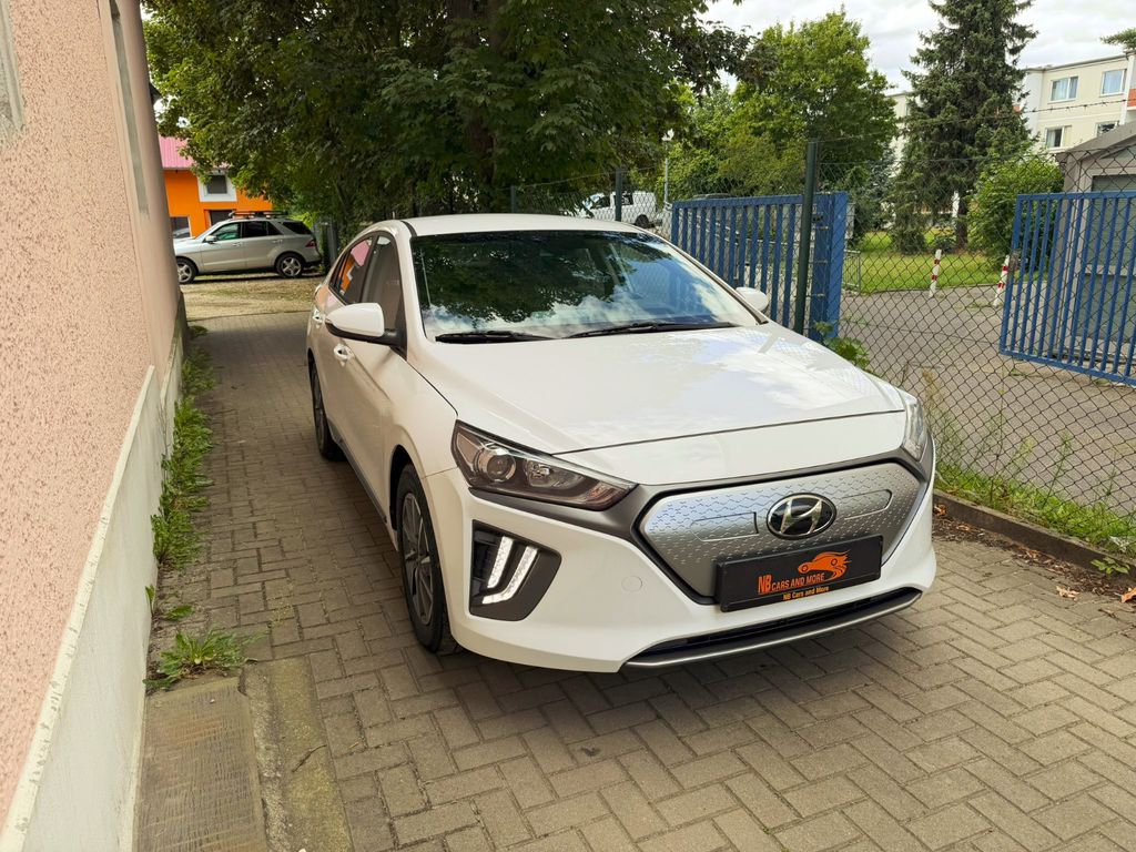 Hyundai IONIQ Trend Elektro aus 2. Besitz erst 19Tkm!!!