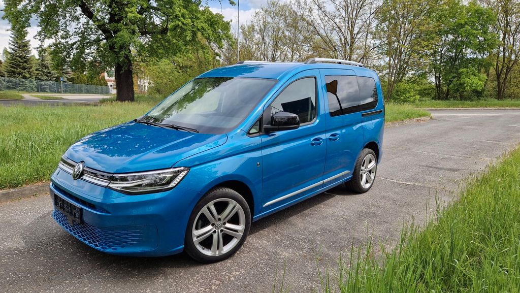 Bild des Angebotes Volkswagen HighLine Virtual ACC CARplay ALCANTARA !
