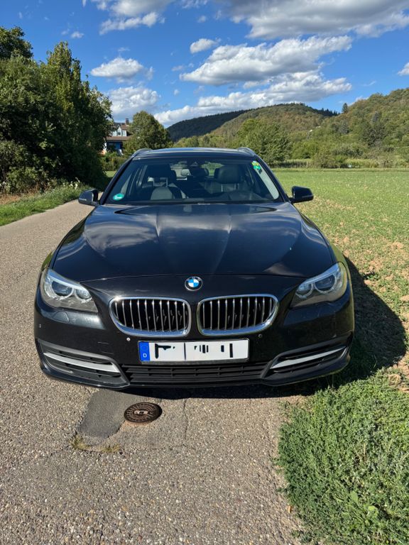 Bild des Angebotes BMW 530d Touring A Luxury Line