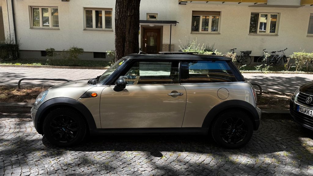 Bild des Angebotes MINI Cooper 1.6 - 120PS / EZ2007 / 2.Hd. / GlasSD