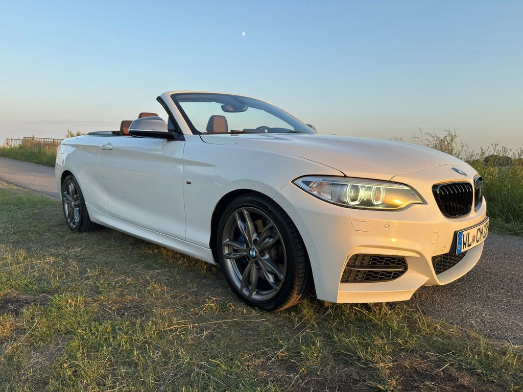 Bild des Angebotes BMW M235i Cabrio - Schaltgetriebe