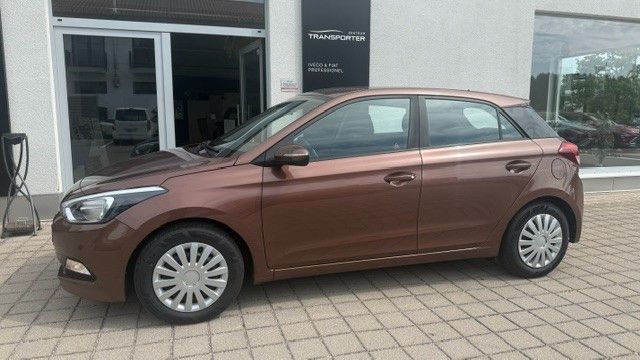Bild des Angebotes Hyundai i 20 1.2 M/T Navi Sitzheizung Kamera
