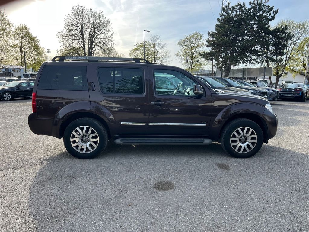 Bild des Angebotes Nissan Pathfinder 3.0 dCi LE*Aut*7 Sitze*Xenon*Leder