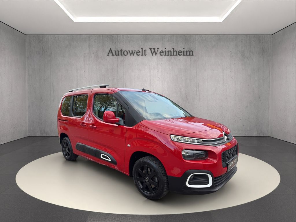 Bild des Angebotes Citroën BERLINGO°FEEL°M°NAV°KAMERA°LED°7SITZER°SHZ°PDC°