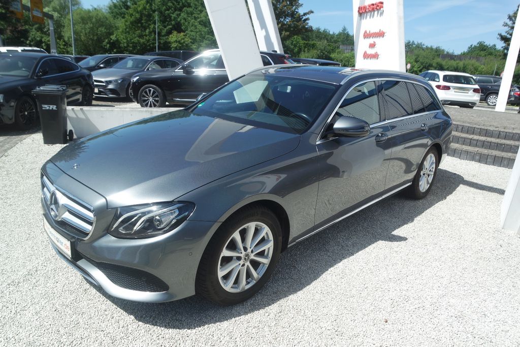 Bild des Angebotes Mercedes-Benz E 250 E T-Modell E 250 Avantgarde