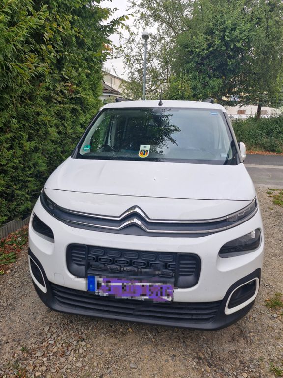Bild des Angebotes Citroën Berlingo BlueHDi 130 S&S FEEL XL FEEL