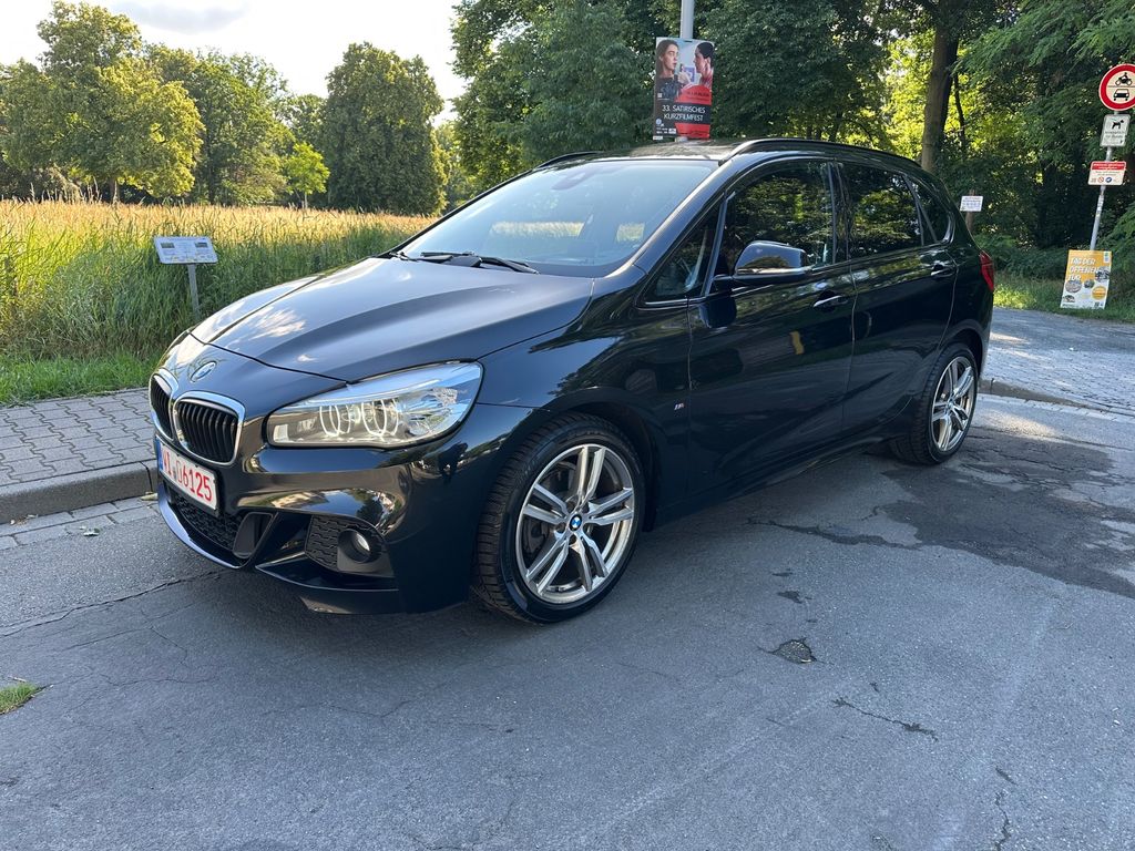 Bild des Angebotes BMW 220d Active Tourer *M-SPORTPAKET-LED-PANO*