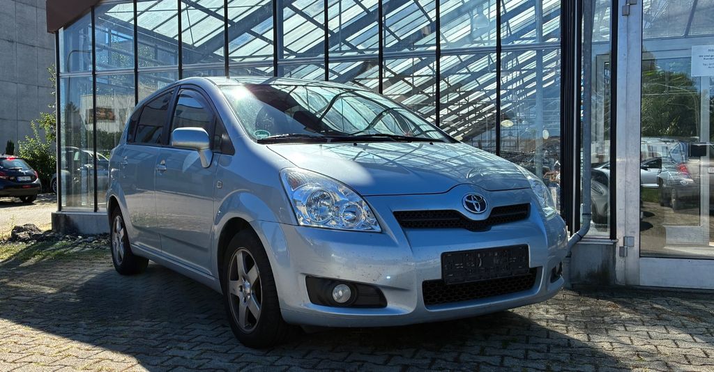 Bild des Angebotes Toyota Corolla Verso 1.8 Sol 7-Sitzer Alufelgen