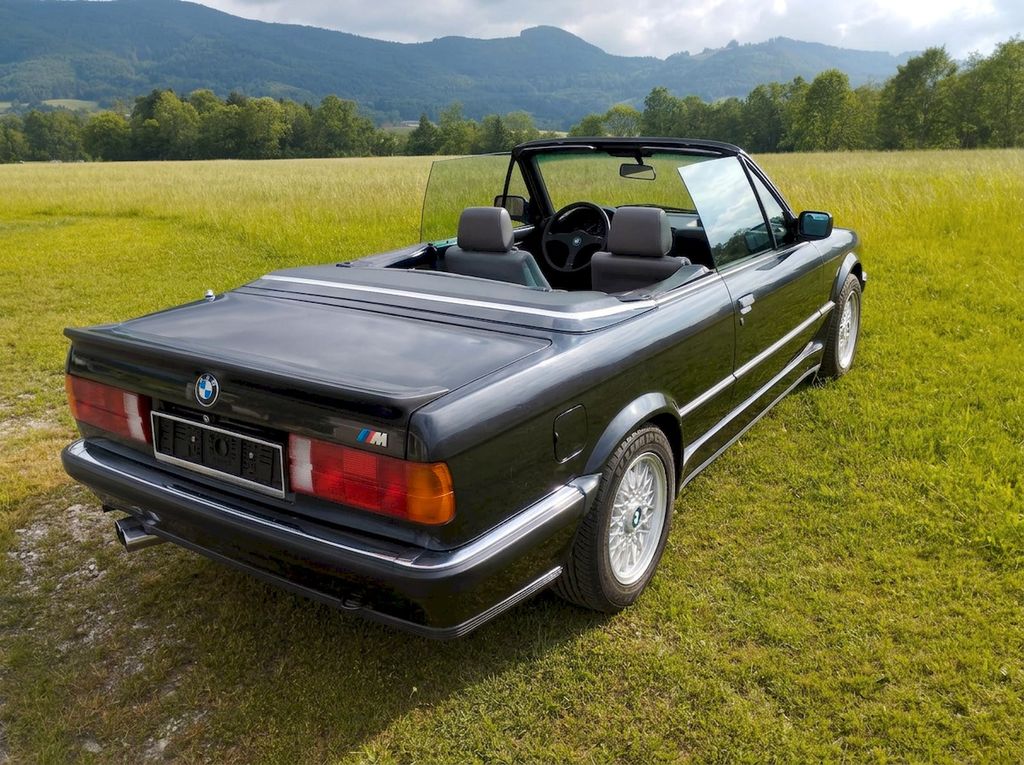 Bild des Angebotes BMW 325i E30 Cabrio VFL M Tech 1