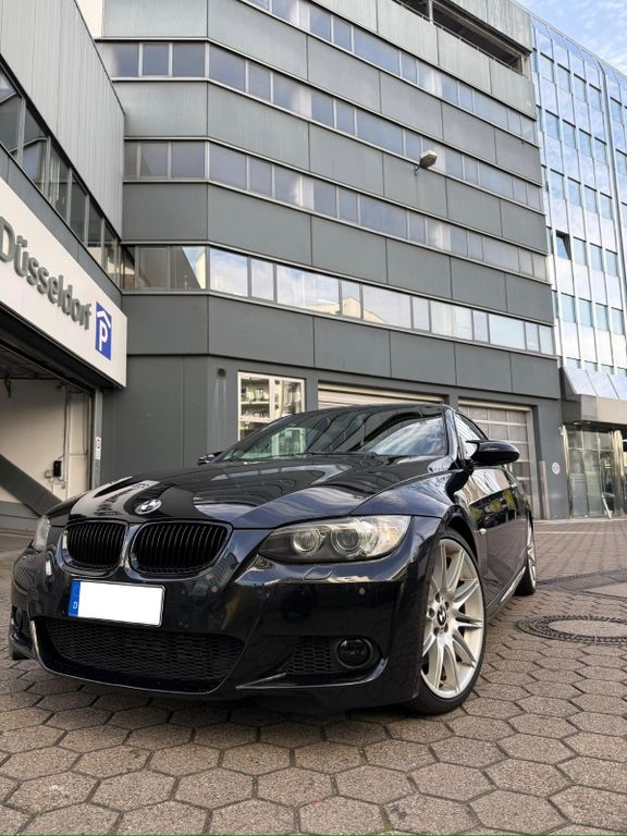 Bild des Angebotes BMW 330d Cabrio -