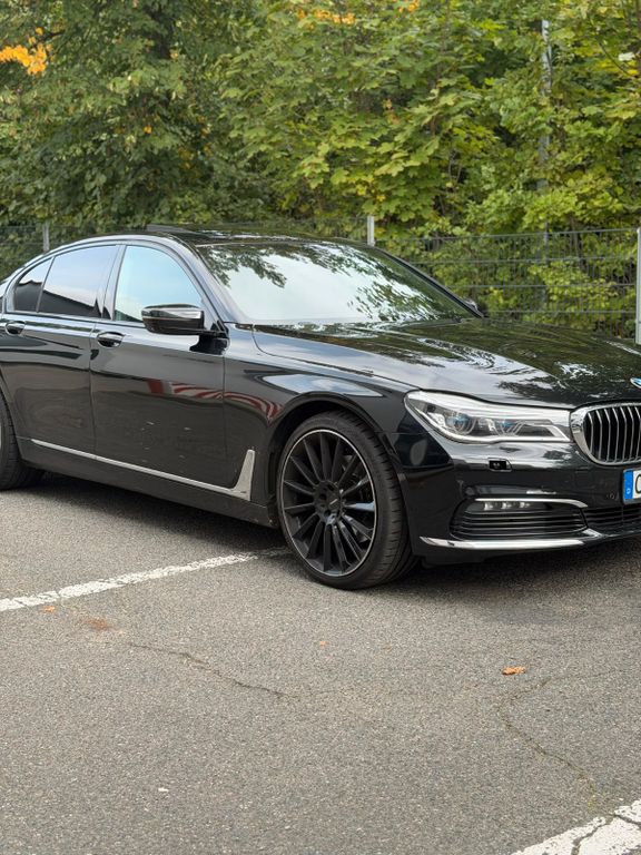 Bild des Angebotes BMW 730d -