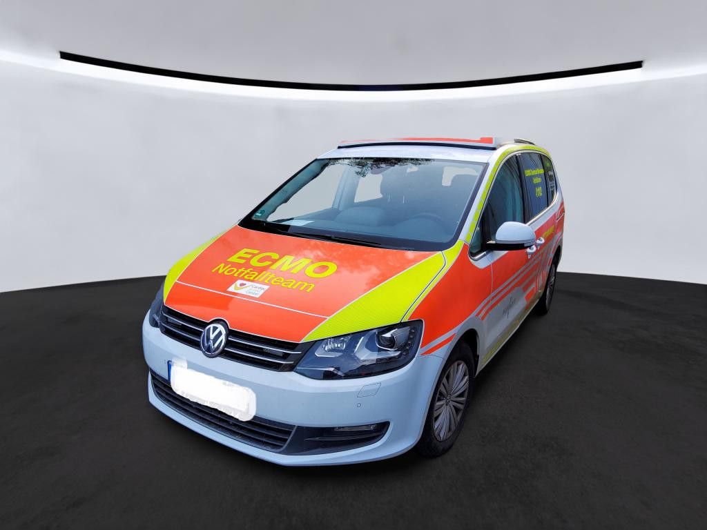 Bild des Angebotes Volkswagen Sharan 4Motion RTK-7 Notarzt Fahrzeug