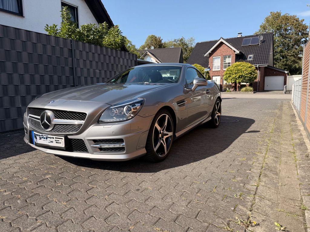 Bild des Angebotes Mercedes-Benz SLK 250 AMG Line