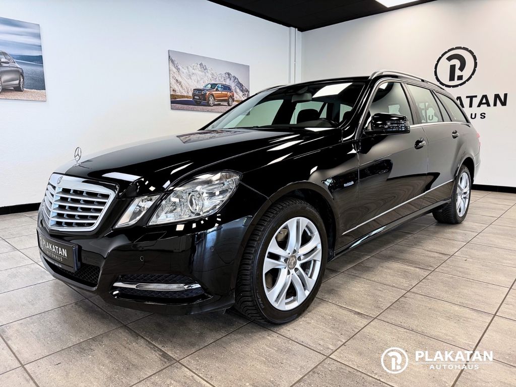 Bild des Angebotes Mercedes-Benz E 300 4Matic V6 T-Modell Distronic MB-Service