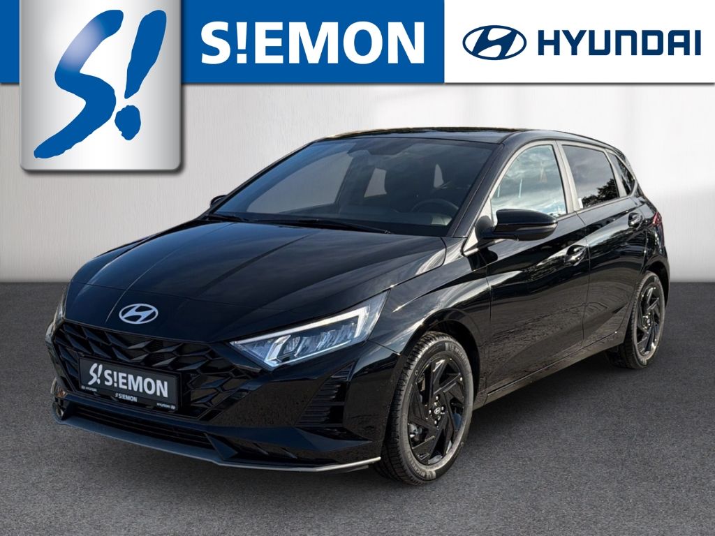 Bild des Angebotes Hyundai i20 FL MY26 1.0 T-GDI MT Blackline Navi Soundsys