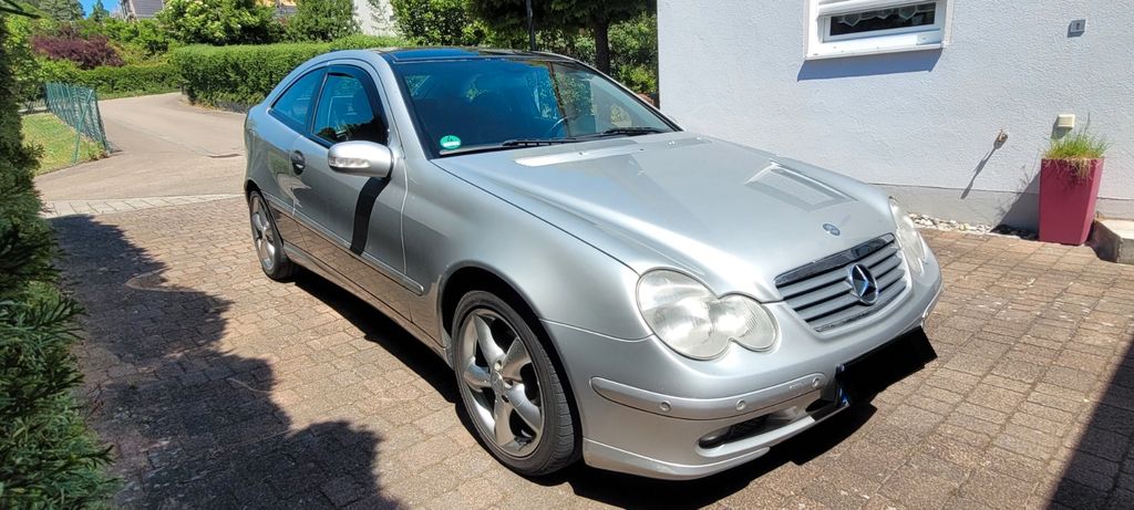 Bild des Angebotes Mercedes-Benz CLC 180