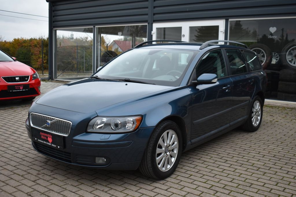 Bild des Angebotes Volvo V50 Kombi 2.4i Kinetic/Klima/SHZ/