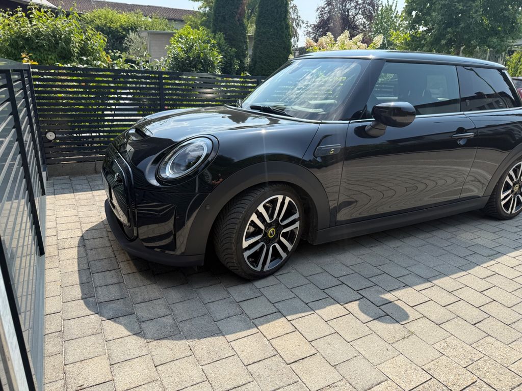 Bild des Angebotes MINI Cooper SE MINI Yours Trim MINI Yours Trim