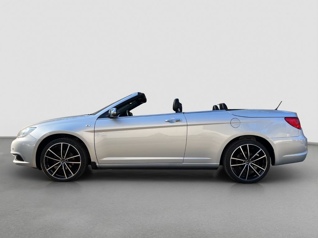 Lancia Flavia Cabrio Leder/Navi/Kamera/Klima/20-Zoll+++