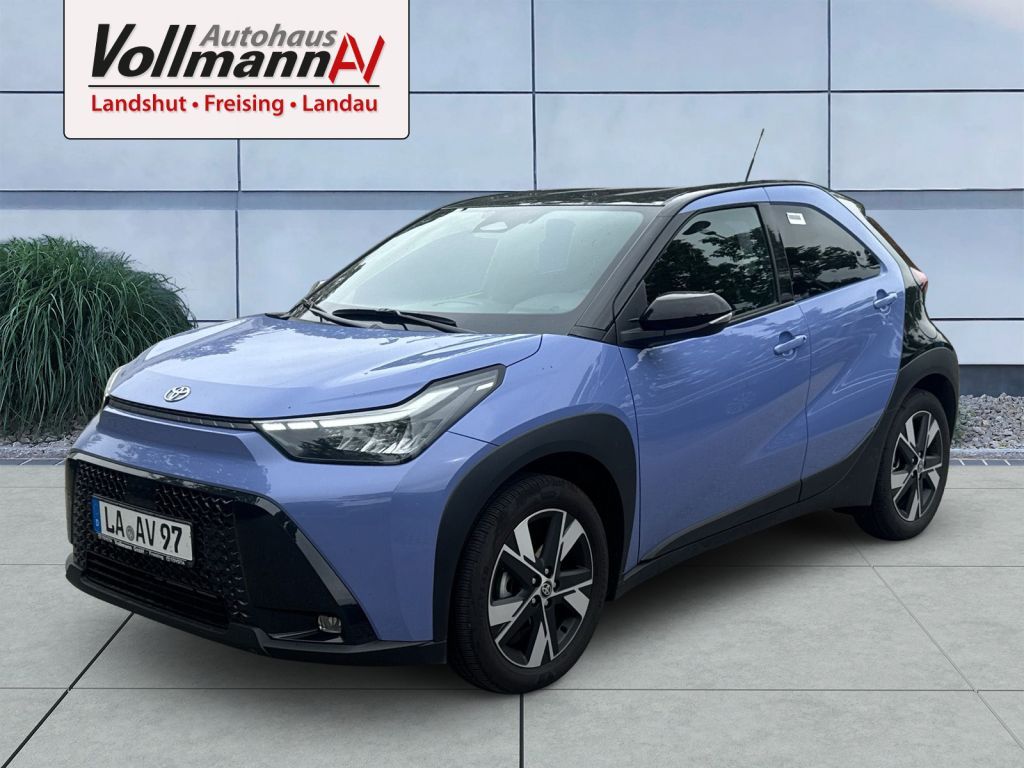 Bild des Angebotes Toyota Aygo X 1,5 Hybrid Teamplayer, Sitzheizung