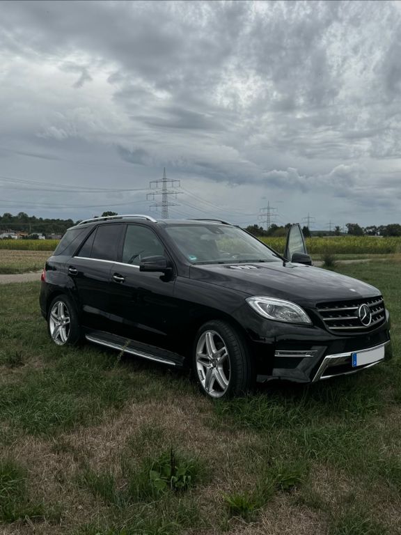 Bild des Angebotes Mercedes-Benz ML 350 BlueTEC 4MATIC AMG Line TOP-Ausstattung