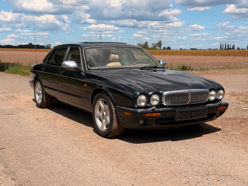 Bild des Angebotes Jaguar XJ8 V8 Daimler Ausführung Luxus-Limousine