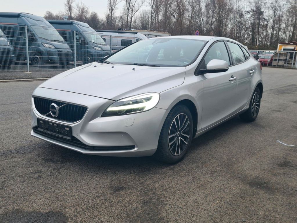 Bild des Angebotes Volvo V40 Momentum, Automatik, Navi, LED, Garantie