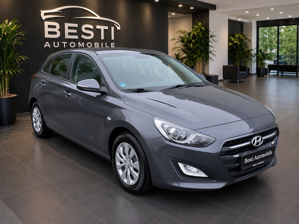 Bild des Angebotes Hyundai i30 blue Classic Klima LED-Tagfahrlicht