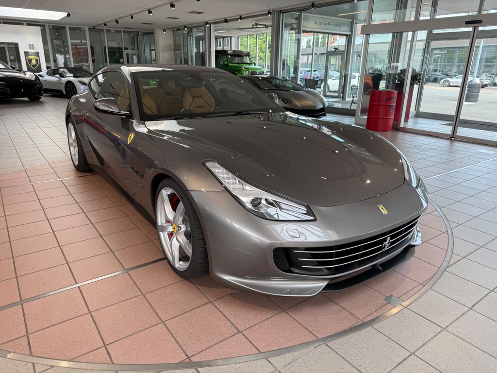 Bild des Angebotes Ferrari GTC4Lusso 6.3 V12 DCT  PASSENGER/APPLE/KAMERA