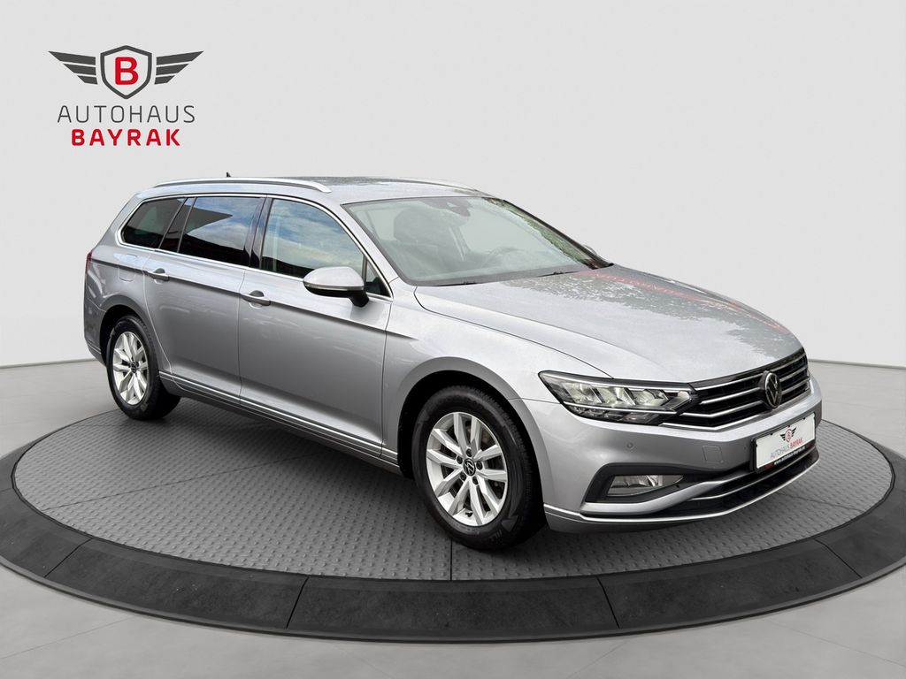 Bild des Angebotes Volkswagen Passat Business SPUR/MASSAGE/RFK/AHK/LED/NAVI
