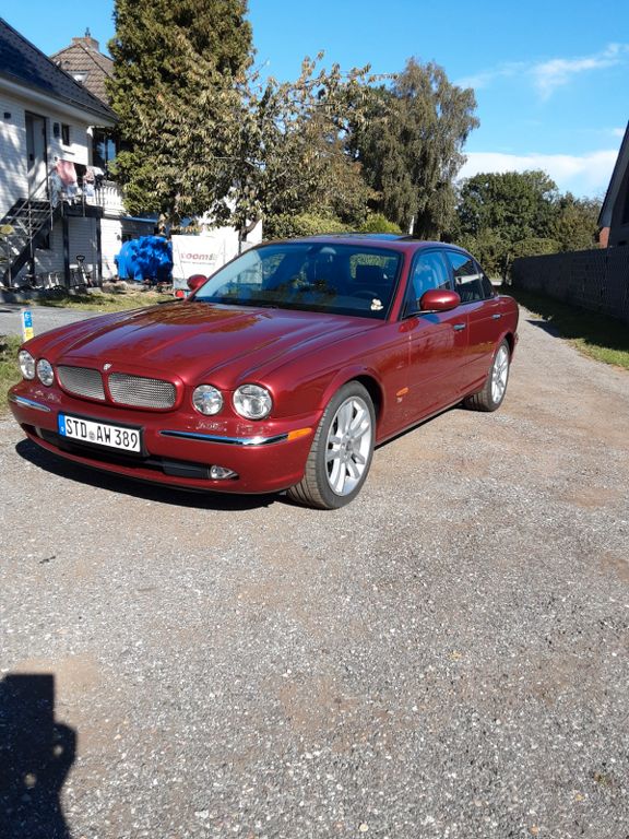 Jaguar XJR XJR